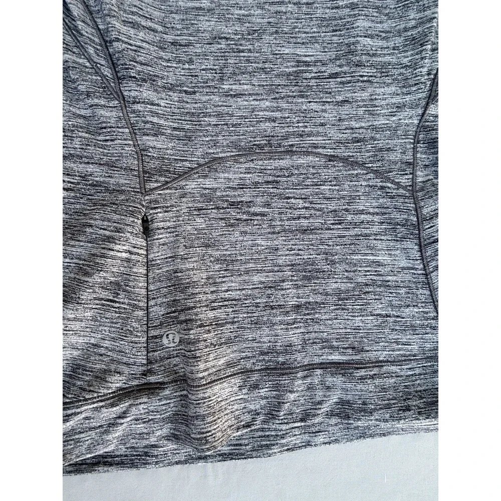 Lululemon Cypress Kiss Womens 6 Grey Long Sleeve Athleisure Train Running Shirt